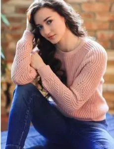 Elite escort service in Sonpeth for home and hotel visits